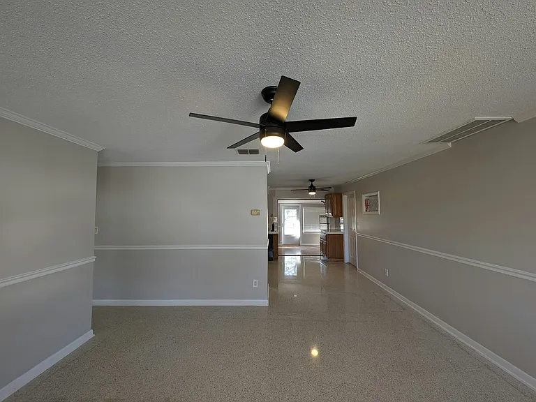 1580 Andover Dr — Photo 34