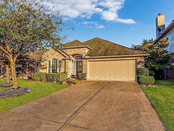 3rd image of 24543 Springwood Glen Ln