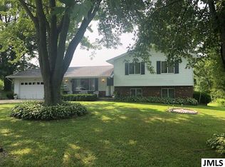 6565 Coon Hill Rd, Munith, MI 49259