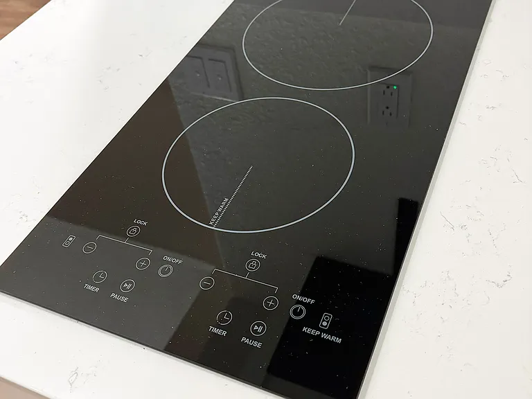 Two-burner built-in cooktop.