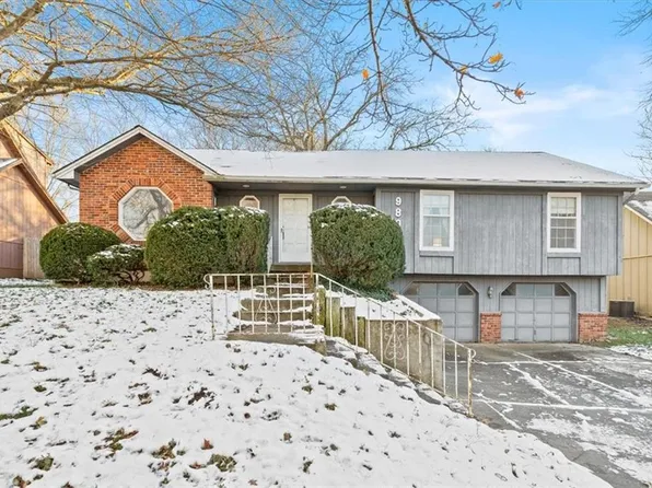 9809 E 90th Ter, Kansas City, MO 64138