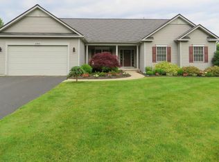 1760 Schlegel Rd, Webster, NY 14580