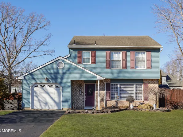 11 Tamarack Street, Howell, NJ 07731
