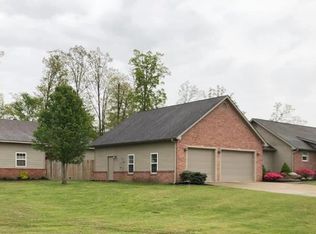 4322 County Road 441, Poplar Bluff, MO 63901