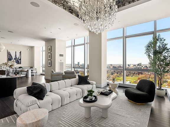 4th image of 110 Stuart St #Penthouse