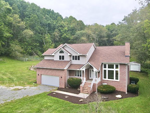 2nd image of 358 Rooster Pl