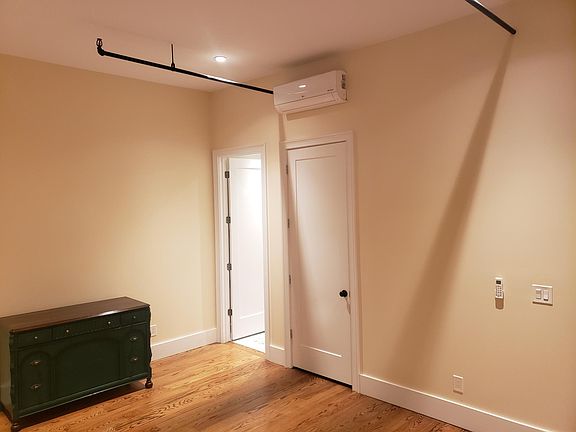 5th image of 282 Glen St