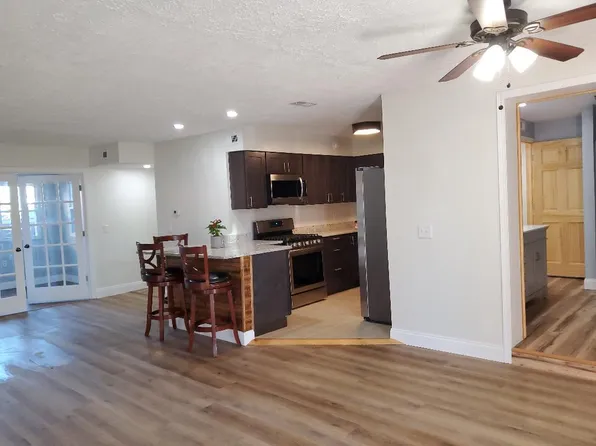 205 E Main St, Milton, WV 25541