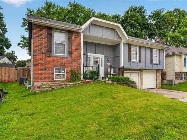 2808 S 53rd St, Kansas City, KS 66106