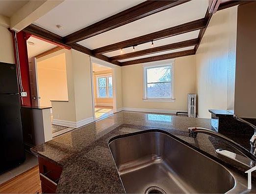 2nd image of 820 E Hyde Park Blvd #3