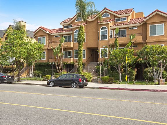 3rd image of 5102 Tujunga Ave APT 13