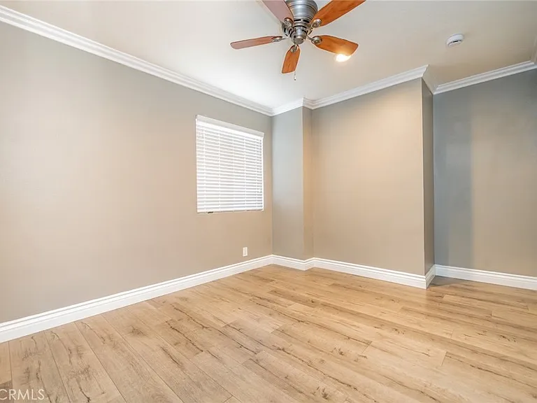 9805 Liberty St — Photo 22