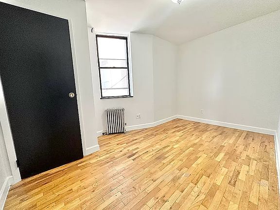 5th image of 150 De Graw St #1