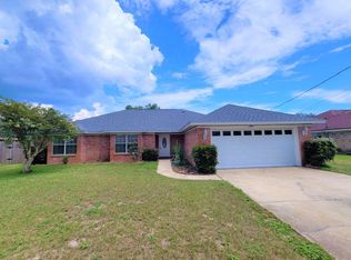 2296 Orion Lake Dr, Navarre, FL 32566