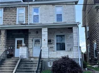 1062 Catasauqua Rd, Whitehall, PA 18052