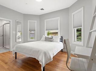 1047 Saratoga St #1-B, Boston, MA 02128