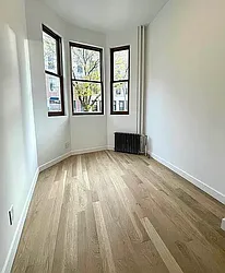 119A Calyer Street, #1