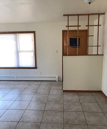 3rd image of 4333 W 95th St APT 1