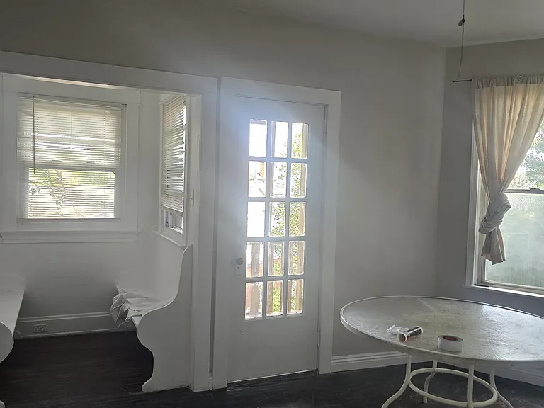 2516 Cleinview Ave — Photo 6