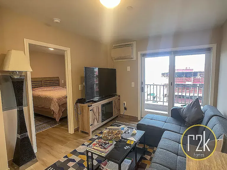21-03 31st Ave #5B — Photo 3