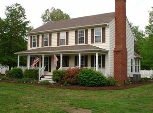 347 Keswick Glen Dr, Keswick, VA 22947