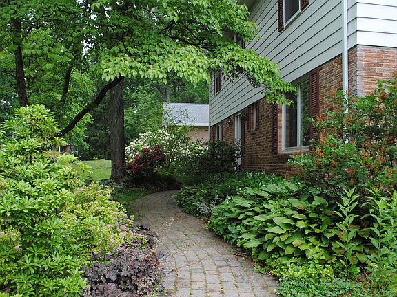 3rd image of 1318 Woodland Cir