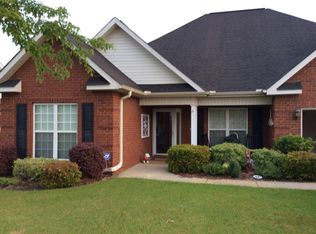 220 Sedgebrooke Dr, Warner Robins, GA 31088