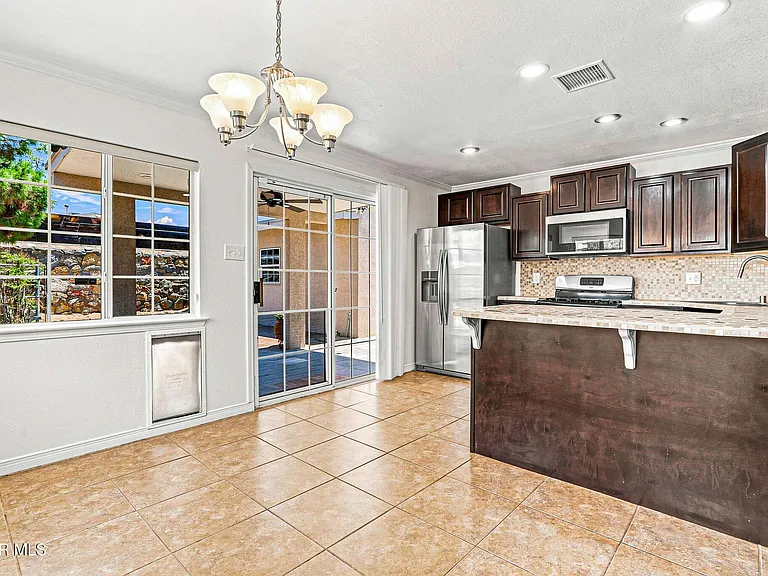 6340 Modesta St — Photo 33