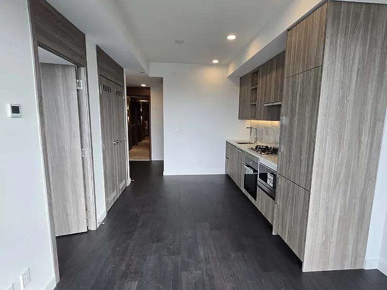 18 Esther Shiner Blvd #1603 — Photo 32