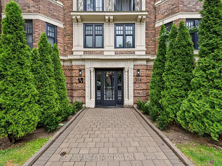 314 Lonsdale Rd #2 — Photo 2
