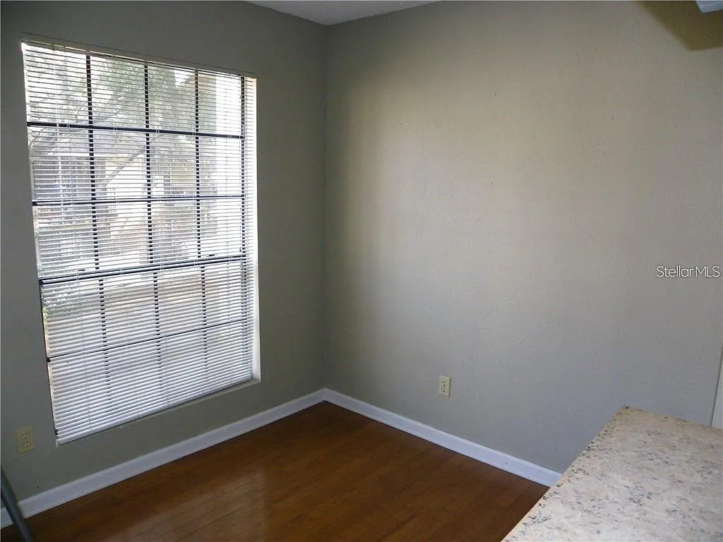 1 bed, 1.0 bath, 684 sqft, $1,350 — Photo 3