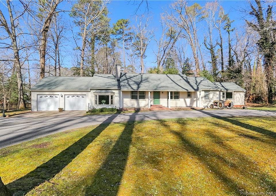 1st image of 182 W Queens Dr