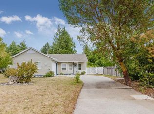 6307 Homestead Ave, Sechelt, BC V7Z0M6