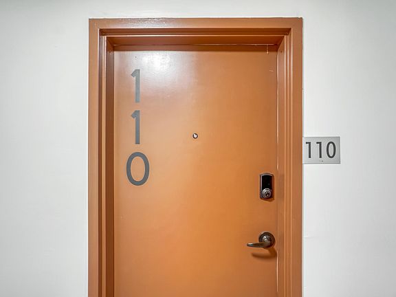 3rd image of 19 N Harrison St Suite 1