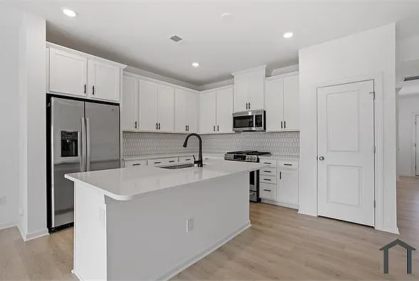 2714 Sammish Way — Photo 9