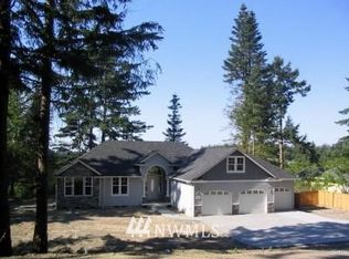 1000 Maple Pl, Coupeville, WA