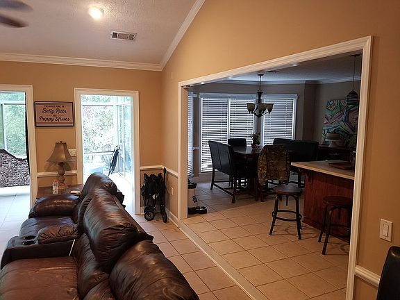 5th image of 2809 Creekstone Ln