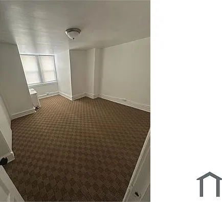 5 bed, 1900 sqft, $2,400 — Photo 4