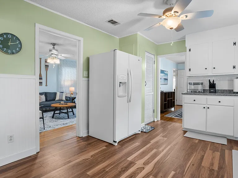 807 Ruth Ave — Photo 9