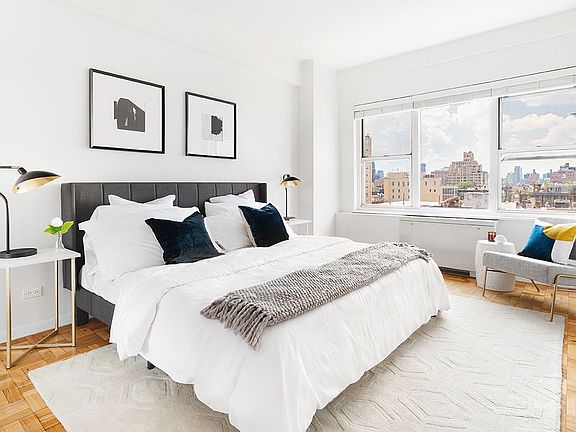 4th image of 23 Greenwich Ave #10M