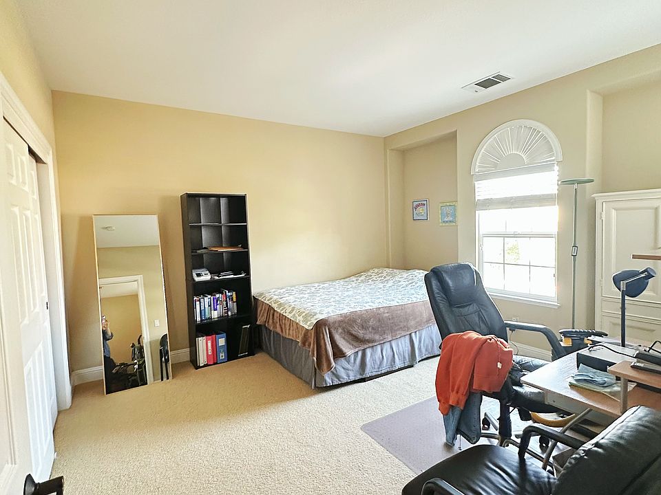 1st image of 6080 Round Hill Dr #2