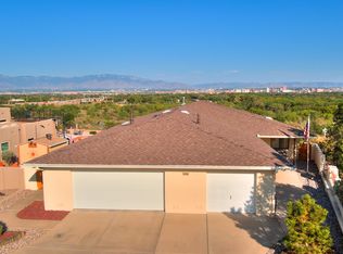 1808 Calle Del Vista Rd NW, Albuquerque, NM 87105