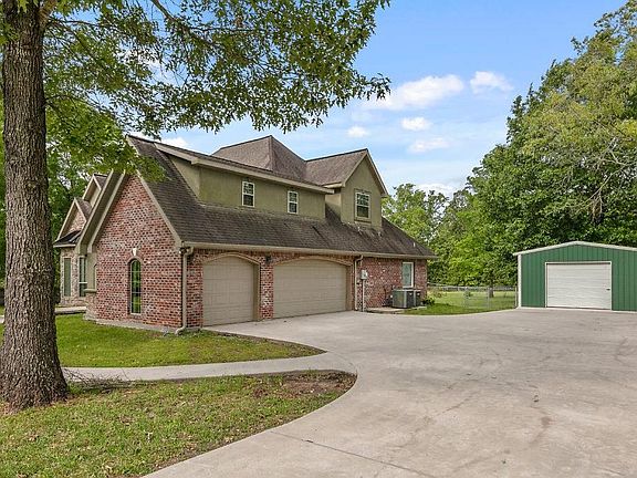 3rd image of 1203 Reigel Dr