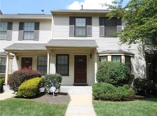 1404 Timber Oaks Rd, Edison, NJ 08820