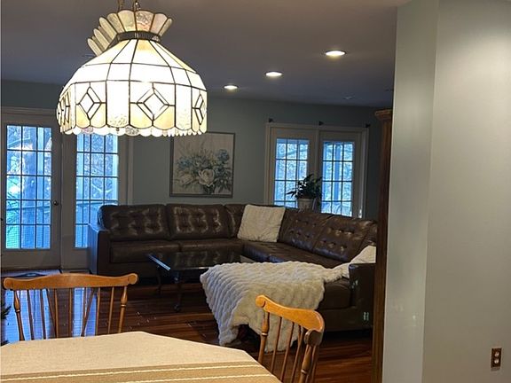 4th image of 1159 Galway Ct