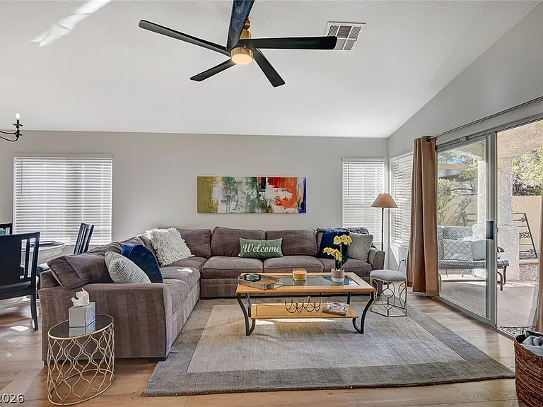 1808 Stablegate Ave — Photo 3