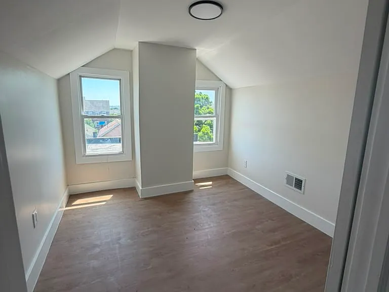 352 Bergen St #3 — Photo 9