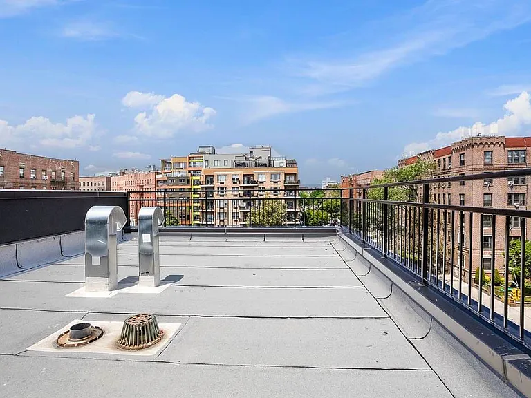 2136 Bedford Ave #4A — Photo 11