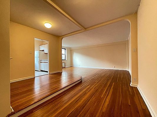 4th image of 69-39 Yellowstone Blvd APT 511