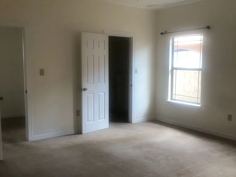 3306 Robert H Bradley Dr — Photo 9